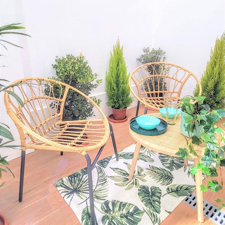 The Shore At Seaside Paradise - Cozy Patio On The Promenade Espinho  Exterior foto